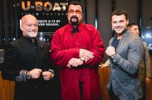 Стивен Сигал представил в Москве созданные им часы U-Boat